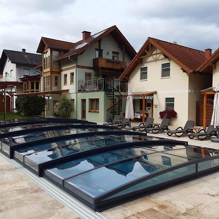 Ferienanlage Beatrix Stegersbach Ngoại thất bức ảnh