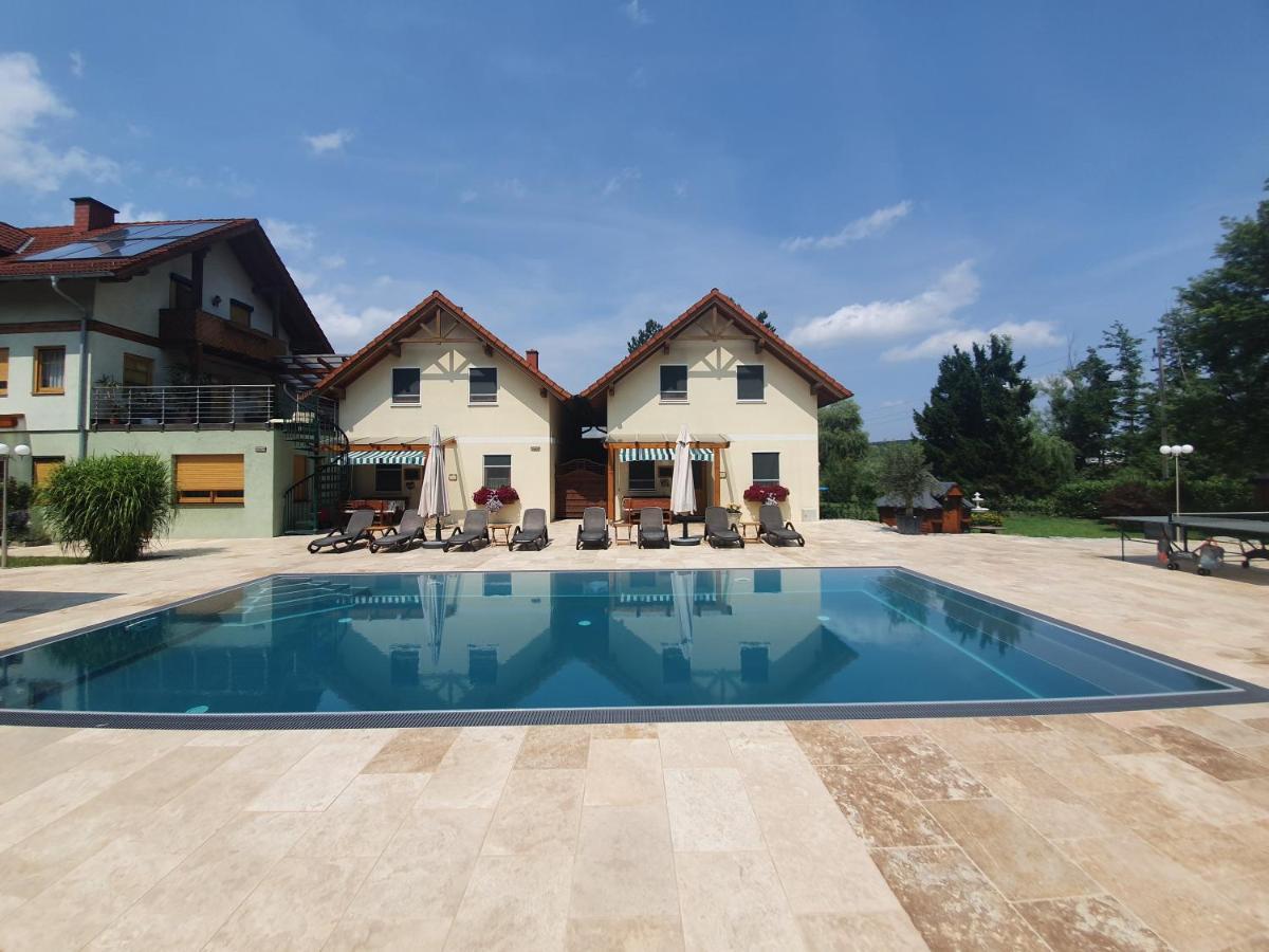 Ferienanlage Beatrix Stegersbach Ngoại thất bức ảnh