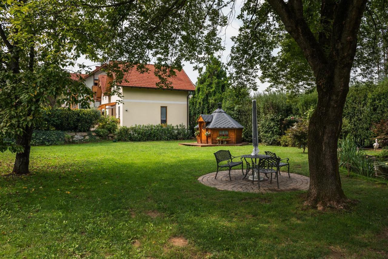 Ferienanlage Beatrix Stegersbach Ngoại thất bức ảnh